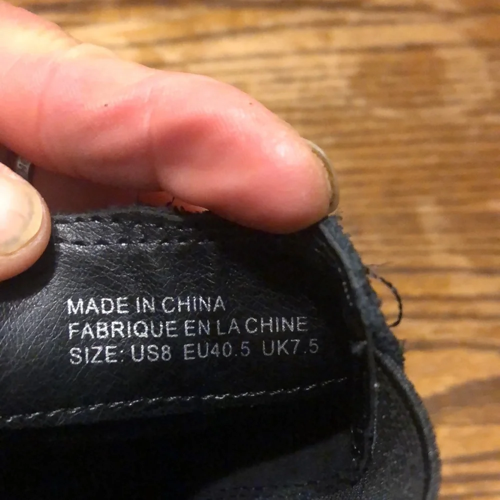 New Urban Outfitters chunky boots - Picture 13 of 13